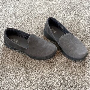 Skechers Gray Women's Slip-On Flats